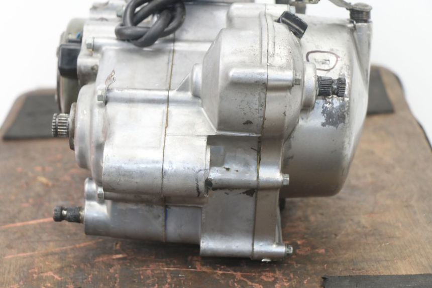 photo de MOTOR HONDA CR 85 (2003 - 2007) - Detalhes característicos