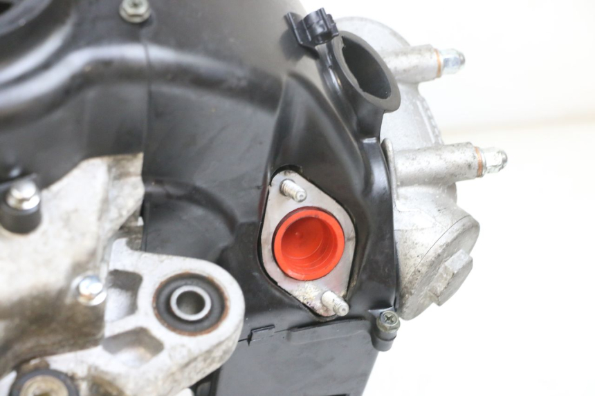 photo de MOTOR SYM CROX 4T 50 (2016 - 2023) - Zoom do estado de desgaste