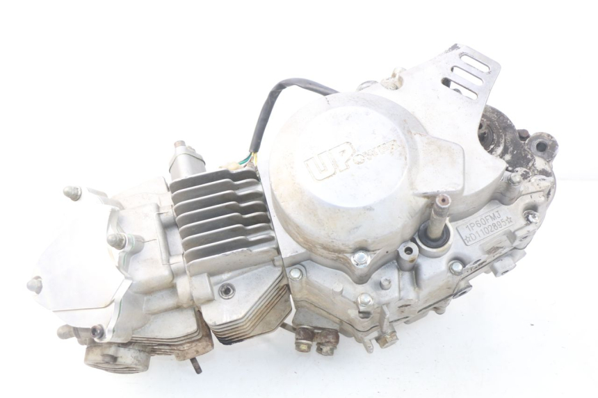 photo de MOTOR CRZ DIRTBIKE 140 - Vista de perto
