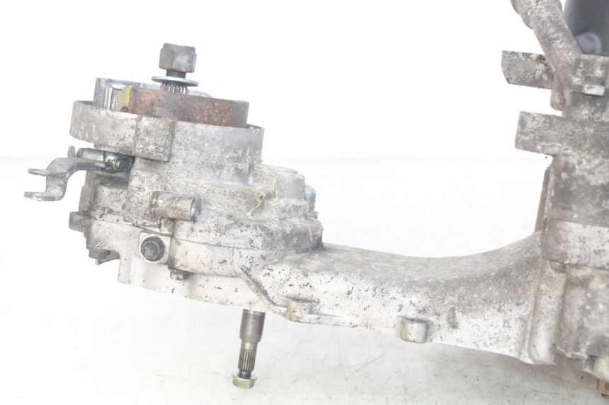 photo de MOTOR PEUGEOT DJANGO 4T 50 (2014 - 2019) - Zoom do estado de desgaste