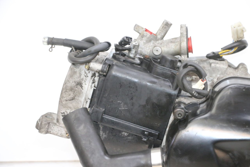 photo de MOTOR PEUGEOT DJANGO 4T 50 (2014 - 2019) - Vista de perfil