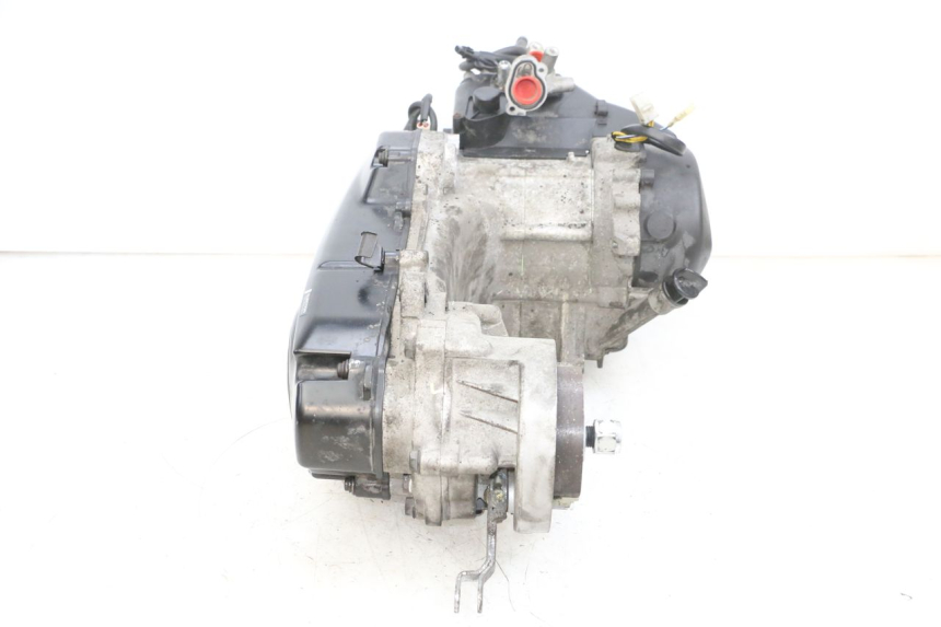 photo de MOTOR PEUGEOT DJANGO 4T 50 (2014 - 2019) - Estado da superfície