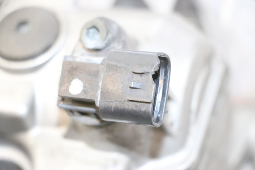 photo de MOTOR SUZUKI DL V STROM 1000 (2002 - 2007) - Detalhe da peça