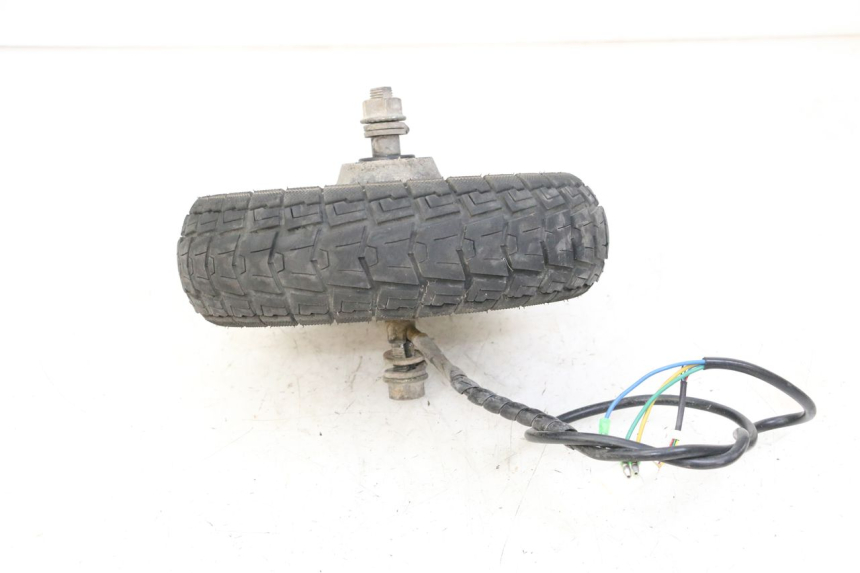 photo de MOTOR URBANGLIDE E-CROSS PRO 1 - Marcações e referências