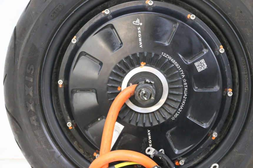 photo de MOTOR SEGWAY NINEBOT E125S 1 (2022 - 2026) - Detalhes característicos