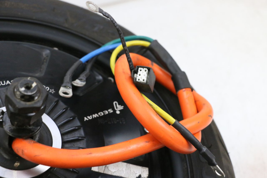 photo de MOTOR SEGWAY NINEBOT E125S 1 (2022 - 2026) - Zoom do estado de desgaste