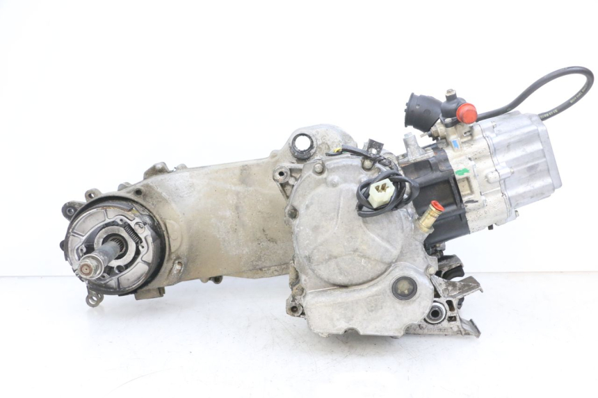 photo de MOTOR PEUGEOT ELYSEO 125 (1999 - 2004) - Vista de perto