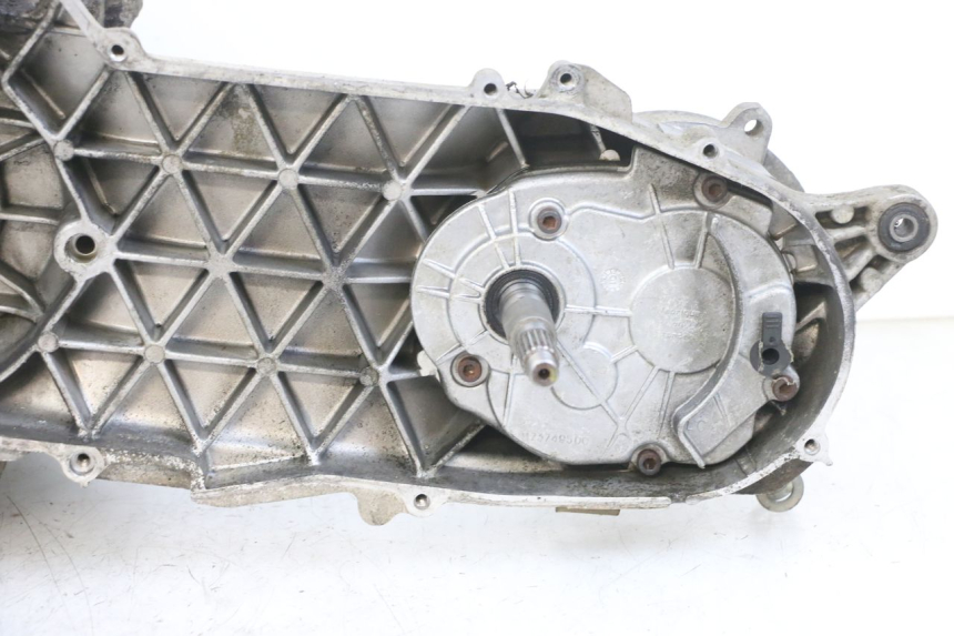 photo de MOTOR PEUGEOT ELYSEO 125 (1999 - 2004) - Zoom de qualidade