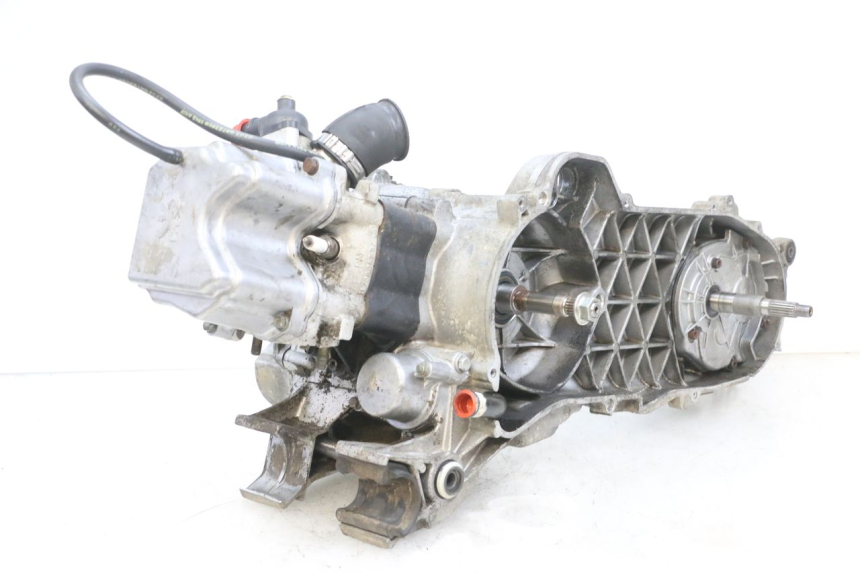 photo de MOTOR PEUGEOT ELYSEO 125 (1999 - 2004) - Estado da superfície
