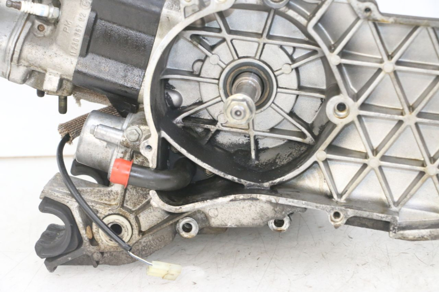 photo de MOTOR PEUGEOT ELYSTAR 125 (2002 - 2007) - Marcações e referências