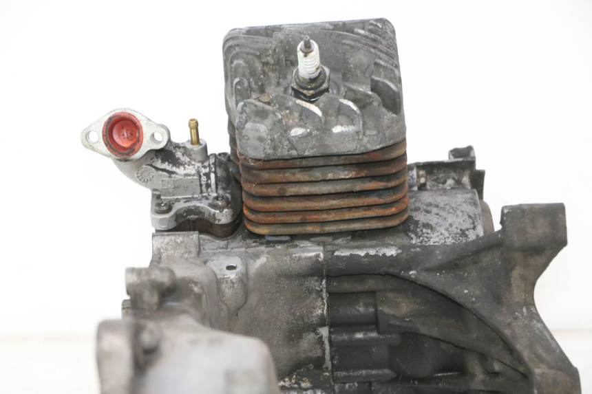 photo de MOTOR PEUGEOT ELYSTAR 50 (2002 - 2014) - Estado da superfície