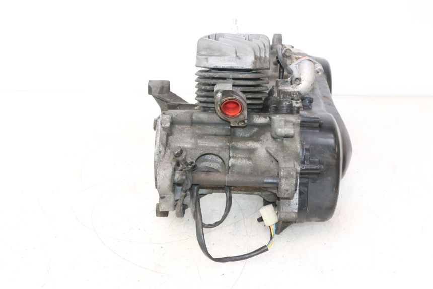 photo de MOTOR PEUGEOT ELYSTAR 50 (2002 - 2014) - Inspeção visual