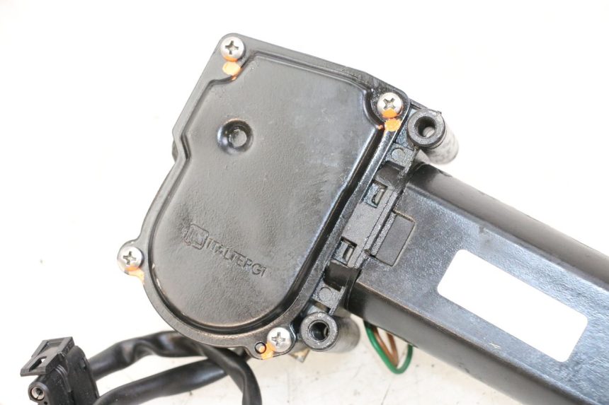 photo de MOTOR DO LIMPADOR DE PARA-BRISAS BMW C1 125 (2000 - 2003) - Zoom do estado de desgaste