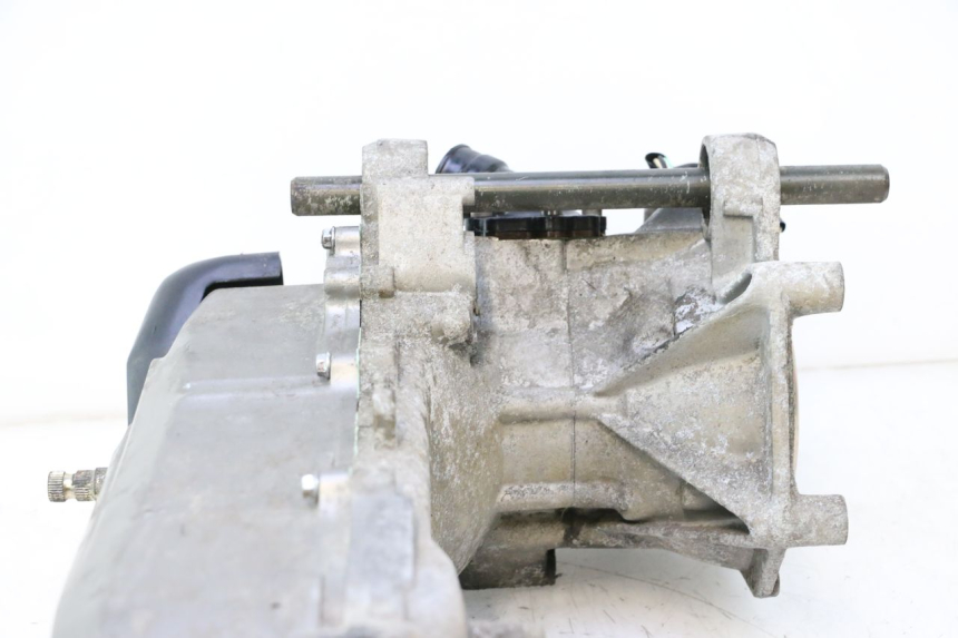 photo de MOTOR KEEWAY F-ACT NAKED 50 (2009 - 2014) - Estado da superfície