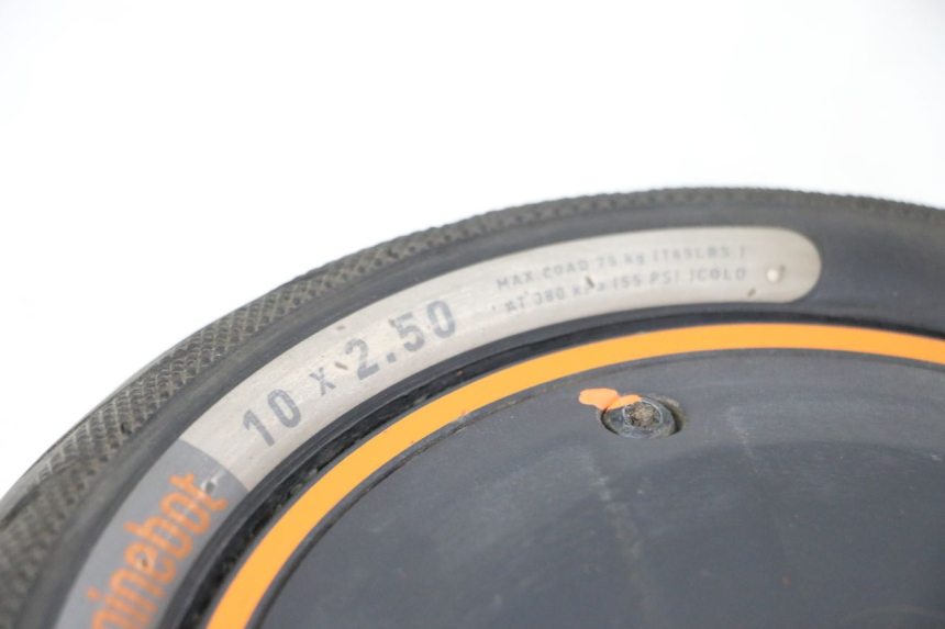photo de MOTOR SEGWAY NINEBOT F40E 1 - Outro ângulo de visão