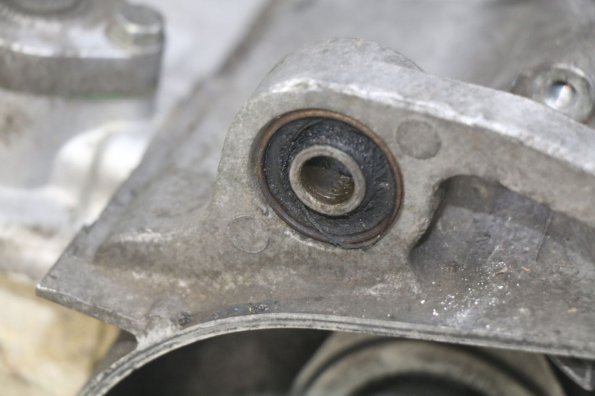 photo de MOTOR HONDA FES PANTHEON 125 (2003 - 2007) - Detalhe da peça