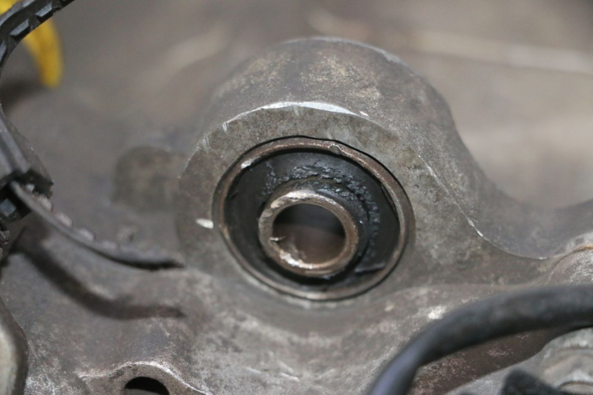 photo de MOTOR HONDA FES PANTHEON 125 (2003 - 2007) - Pontos de fixação