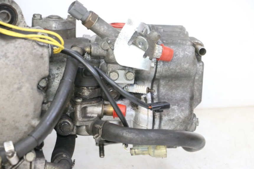 photo de MOTOR HONDA FES S-WING SWING ABS 125 (2007 - 2015) - Ângulo alternativo