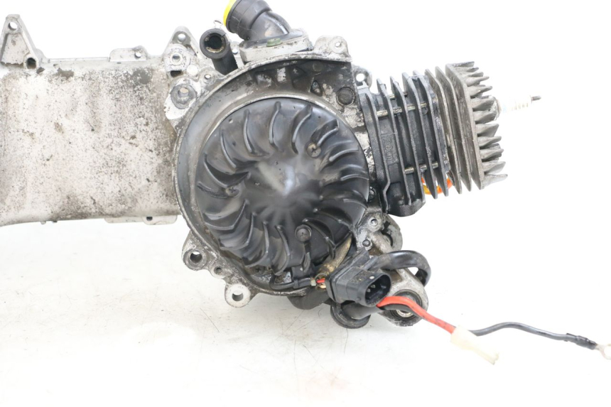 photo de MOTOR PIAGGIO FLY 2T 50 (2004 - 2017) - Pontos de fixação