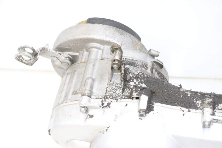 photo de MOTOR PIAGGIO FLY 2T 50 (2004 - 2017) - Zoom do estado de desgaste