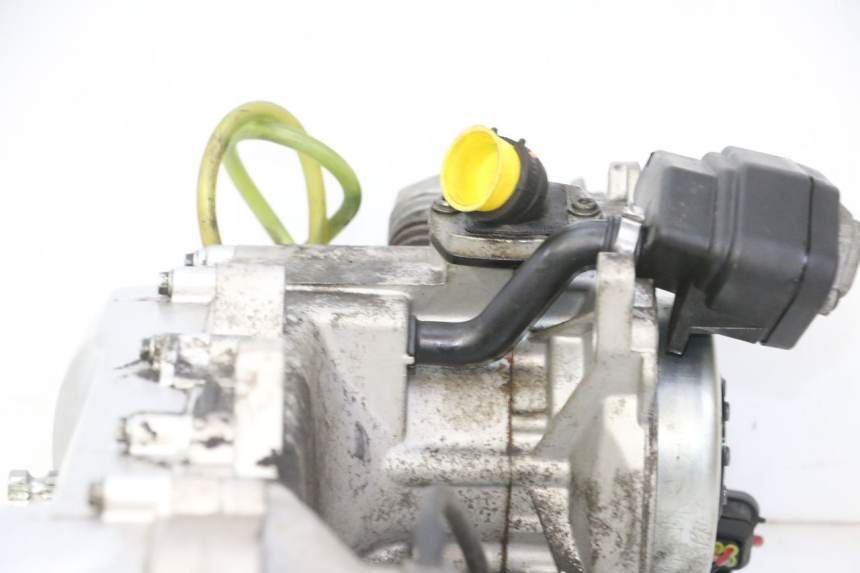 photo de MOTOR PIAGGIO FLY 2T 50 (2004 - 2017) - Vista geral