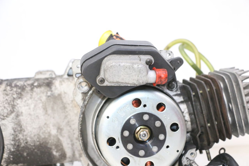 photo de MOTOR PIAGGIO FLY 2T 50 (2004 - 2017) - Marcações e referências