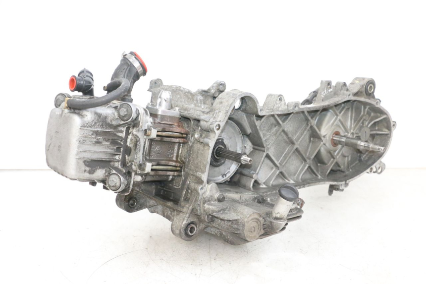 photo de MOTOR PIAGGIO FLY 4T 50 (2013 - 2017) - Inspeção visual