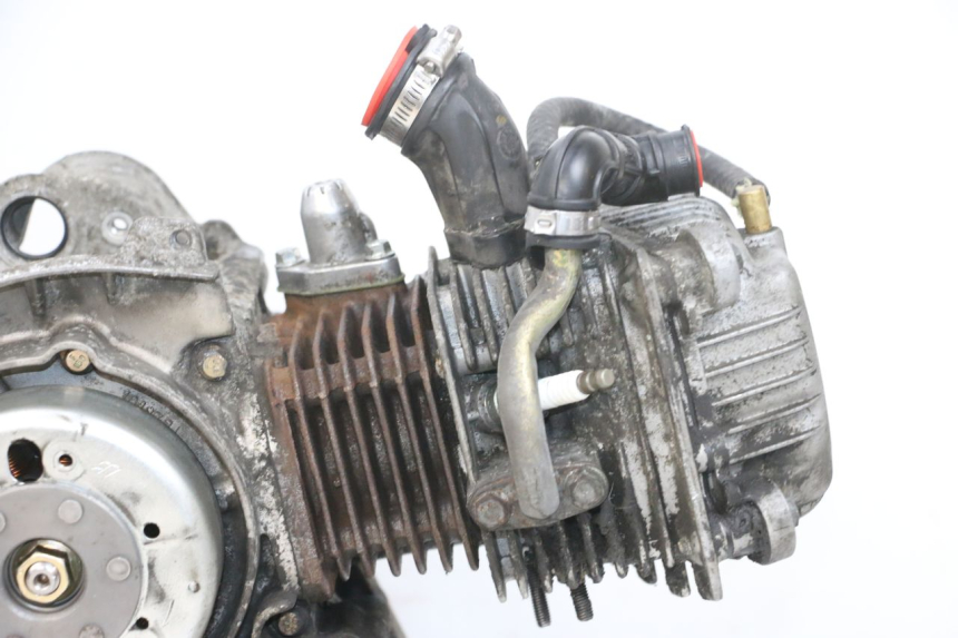 photo de MOTOR PIAGGIO FLY 4T 50 (2013 - 2017) - Zoom do estado de desgaste