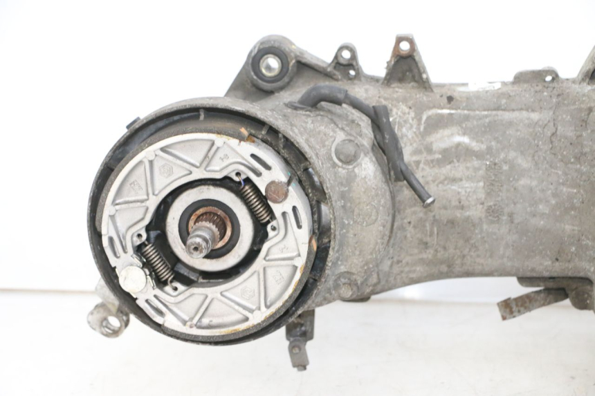 photo de MOTOR PIAGGIO FLY 4T 50 (2013 - 2017) - Outro ângulo de visão