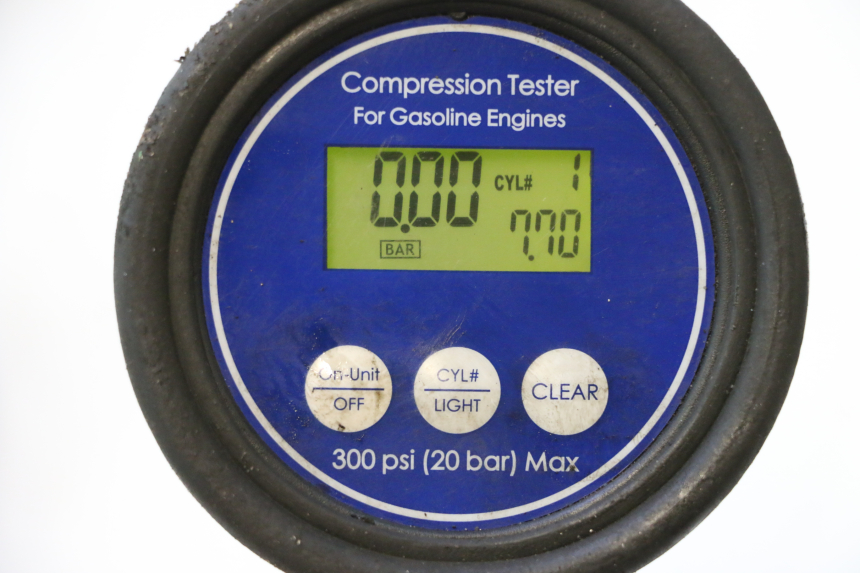 photo de MOTOR KEEWAY FOCUS 50 (2006 - 2009) - Zoom do estado de desgaste