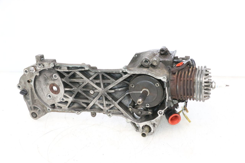 photo de MOTOR KEEWAY FOCUS 50 (2006 - 2009) - Estado da superfície