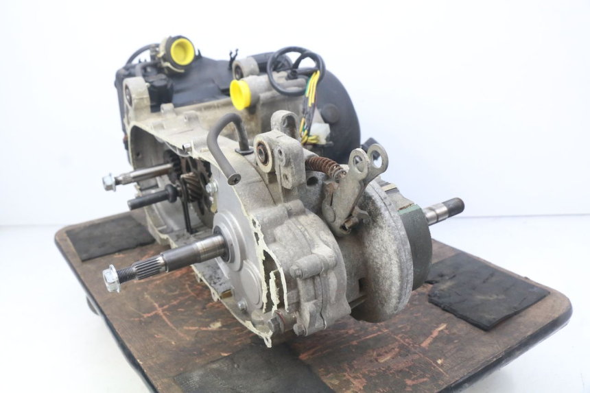photo de MOTOR SACHS FY125T FY T 125 (2007 - 2011) - Outro ângulo de visão