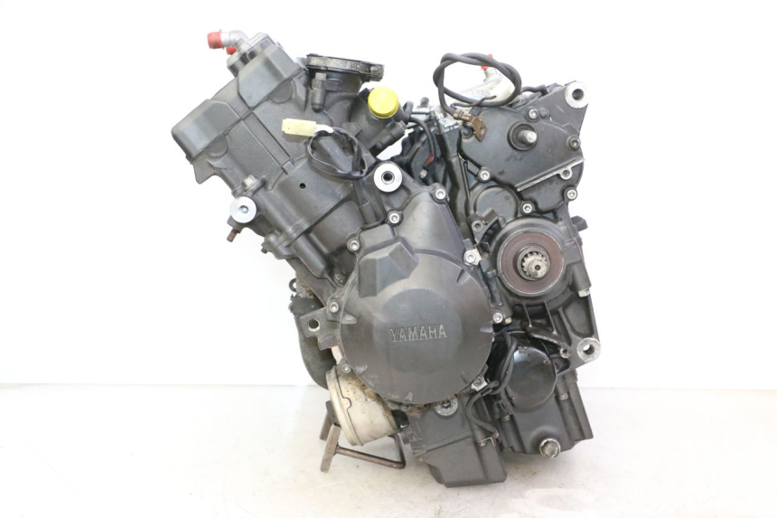 photo de MOTOR YAMAHA FZ6 FAZER S2 600 (2007 - 2011) - Vista principal