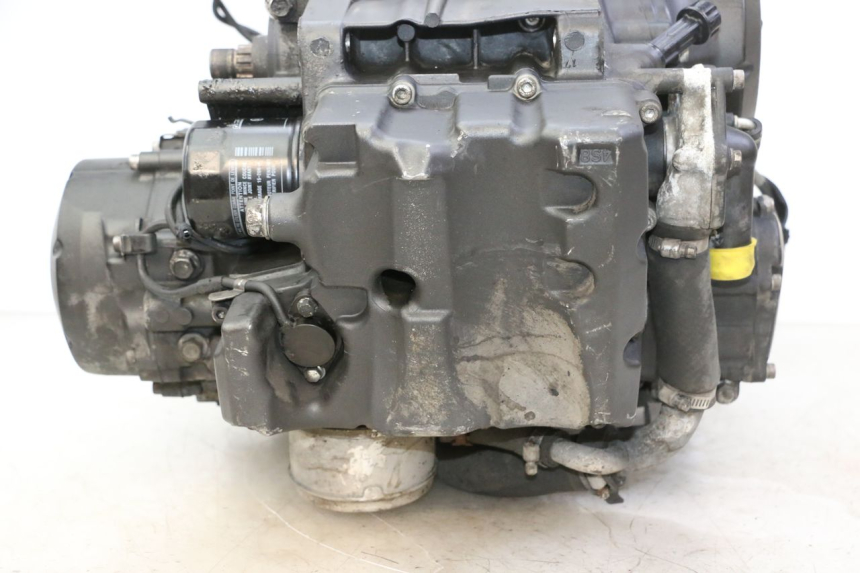 photo de MOTOR YAMAHA FZ6 FAZER S2 600 (2007 - 2011) - Vista geral