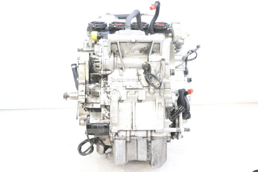 photo de MOTOR YAMAHA FZ6 N FAZER 600 (2004 - 2006) - Pontos de fixação