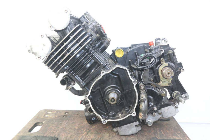 photo de MOTOR YAMAHA FZS FAZER 600 (1998 - 2001) - Vista de perto