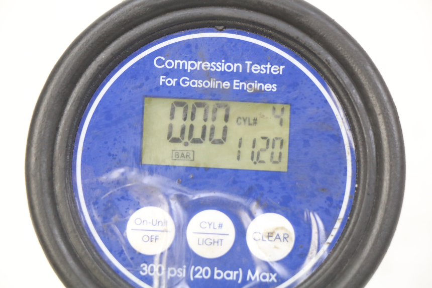 photo de MOTOR YAMAHA FZS FAZER 600 (1998 - 2001) - Zoom do estado de desgaste