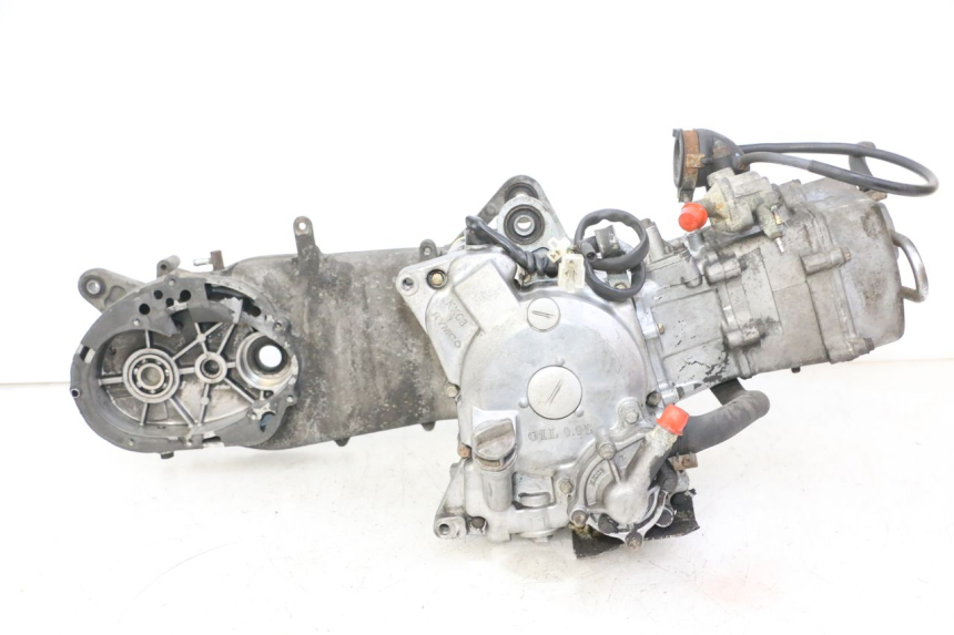 photo de MOTOR KYMCO GRAND DINK 125 (2002 - 2007) - Vista de perto
