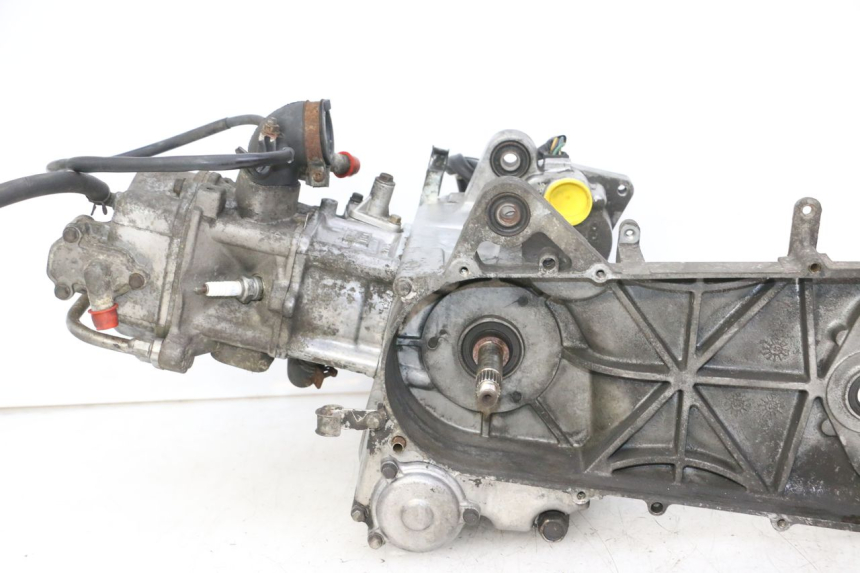 photo de MOTOR KYMCO GRAND DINK 125 (2002 - 2007) - Ângulo alternativo
