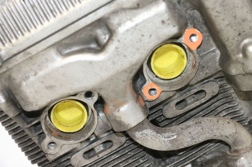 photo de MOTOR SUZUKI GSF N BANDIT 600 (1996 - 1999) - Outro ângulo de visão