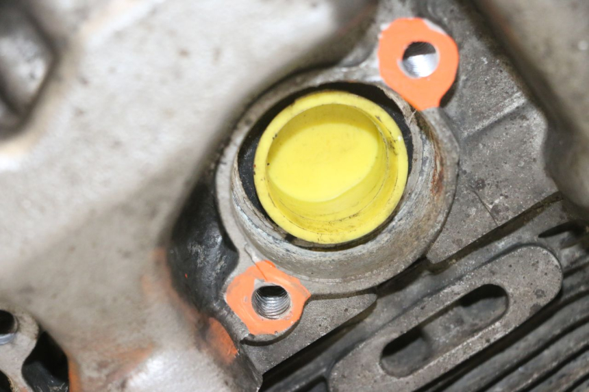 photo de MOTOR SUZUKI GSF N BANDIT 600 (1996 - 1999) - Estado da superfície