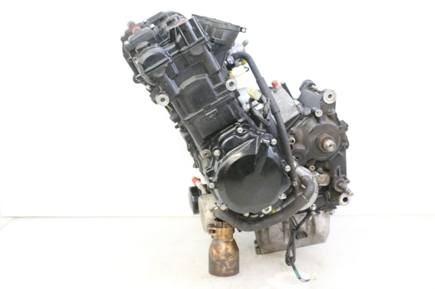 photo de MOTOR SUZUKI GSR 750 (2011 - 2017) - Marcações e referências