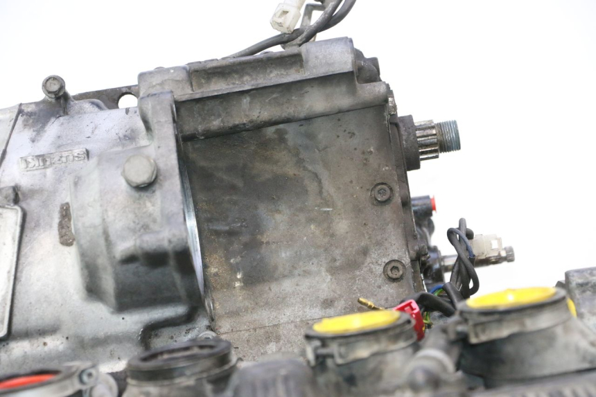 photo de MOTOR SUZUKI GSX F GSXF 750 (1988 - 1998) - Outro ângulo de visão