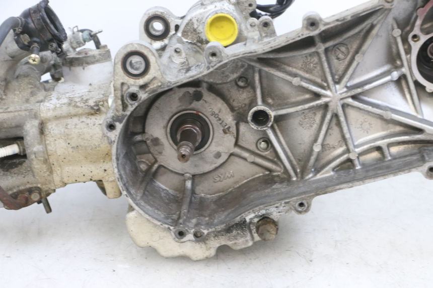 photo de MOTOR SYM GTS EVO 125 (2009 - 2013) - Detalhes característicos