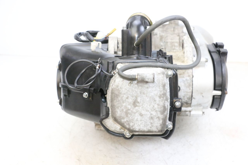 photo de MOTOR JM MOTORS GTS 125 (2015 - 2019) - Vista de perto