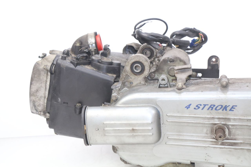 photo de MOTOR HAOTIAN HT125T-2 125 - Vista de perto