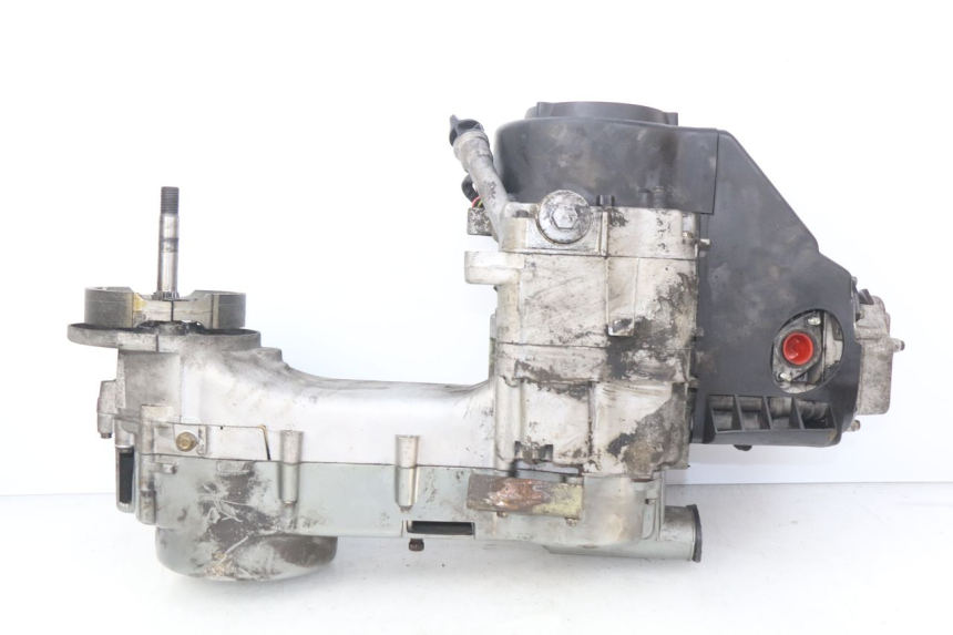 photo de MOTOR HAOTIAN HT125T-2 125 - Outro ângulo de visão