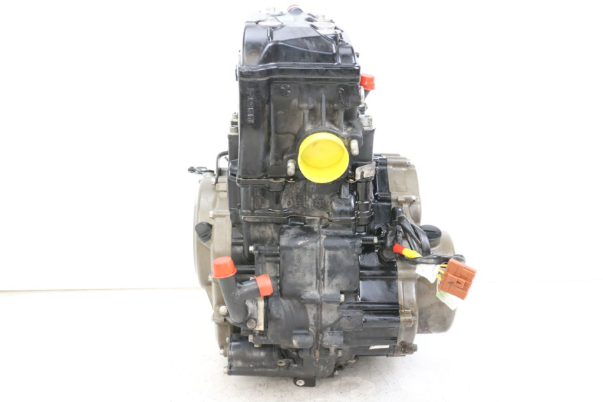 photo de MOTOR HUSQVARNA SVARTPILEN 401 (2018 - 2023) - Vista de perto