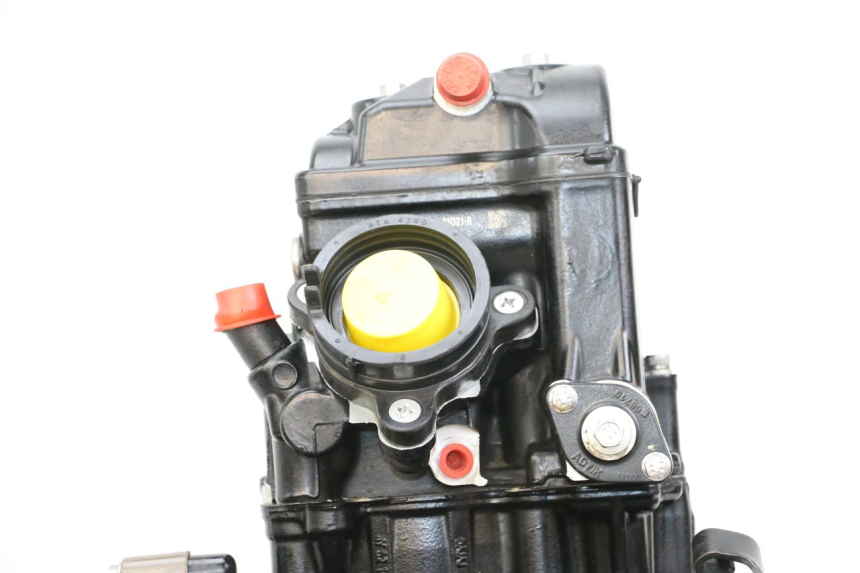 photo de MOTOR HUSQVARNA SVARTPILEN 401 (2018 - 2023) - Vista geral