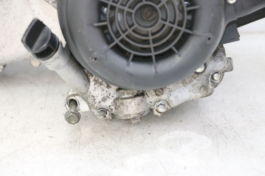 photo de MOTOR JM MOTORS VX 125 (2022 - 2025) - Vista de perto